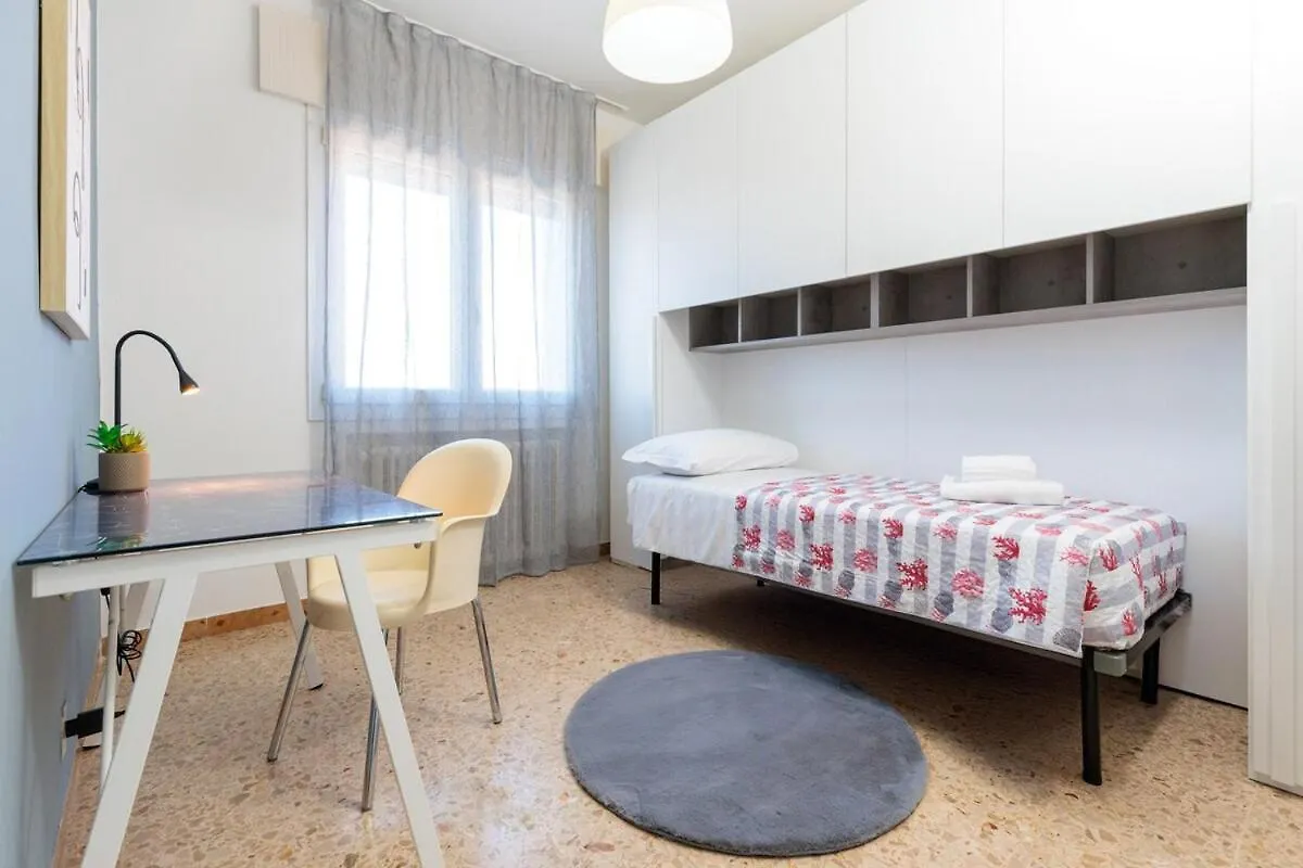 Apartment Moderna E Comoda Casa A Mestre Free Park Venice